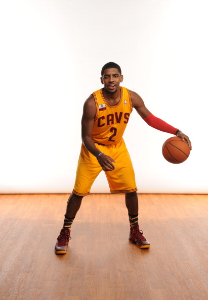 斯帕莱蒂：戴维需要连续踢五场？难道我也得带皇马巴萨五场？（斯帕莱蒂：戴维非得连踢五场？难道我也要连战皇马、巴萨五场？）