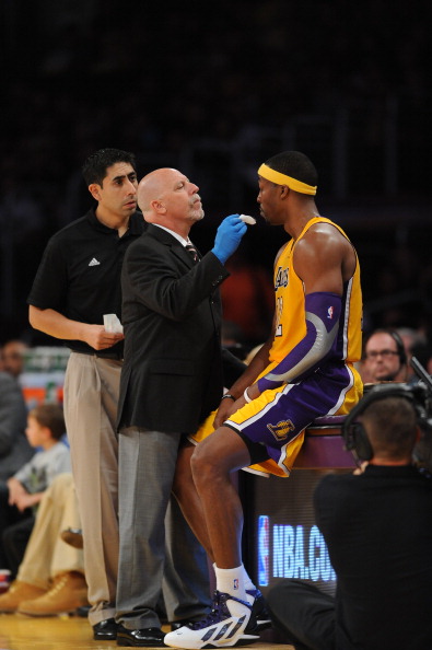 京东徐雷接替李明岗位？魏翊东：此时此刻两位都不知道安排（徐雷将接任李明职位？魏翊东回应：目前两人都不清楚安排）