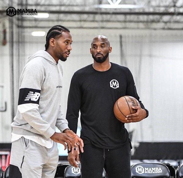 A·史密斯：本来很期待这赛季，但雷霆的统治力把它变得很无聊（A·史密斯：这赛季本该精彩，雷霆的强势统治让一切变得乏味）