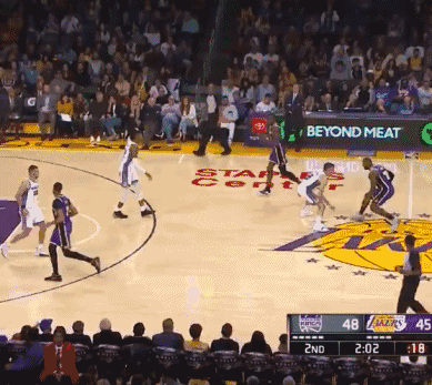 进攻效率118.7，联盟第五！胜率不足50%，火箭和爵士队一个水平？（进攻效率118.7排联盟第五，胜率却未过五成：火箭与爵士真的同一档吗？）