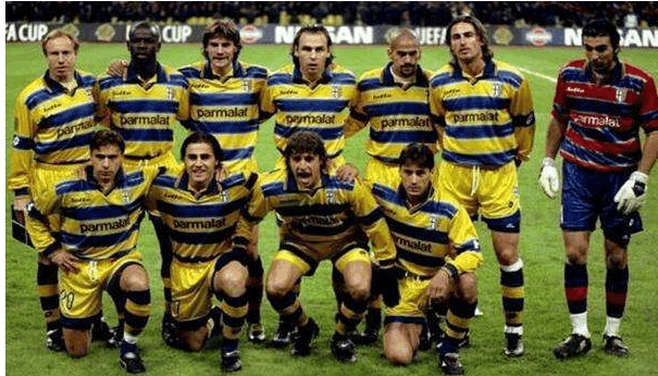 杜伦和康宁汉姆是近10年活塞首对同时砍30分两双的二人组（杜伦、康宁汉姆成活塞近10年首对同场30+两双组合）