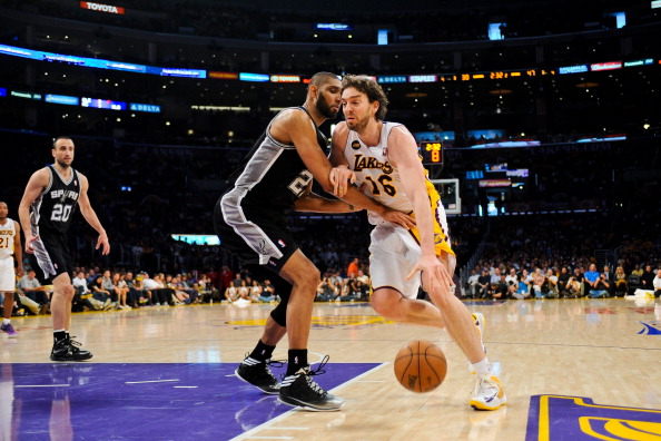 范德芬：我知道我加速后别人很难追上，那一刻只想着必须进球（范德芬：一加速就甩开对手，那一刻心里只有进球）