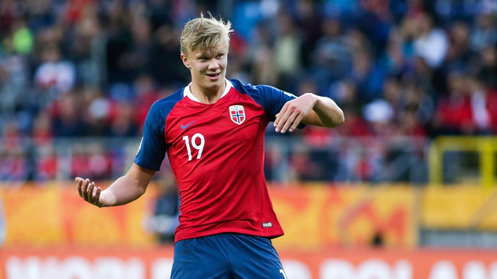 记者：迈尼昂不打算与米兰续约，切尔西已经开始与球员接触（记者：迈尼昂无意与米兰续约，切尔西已与球员接洽）