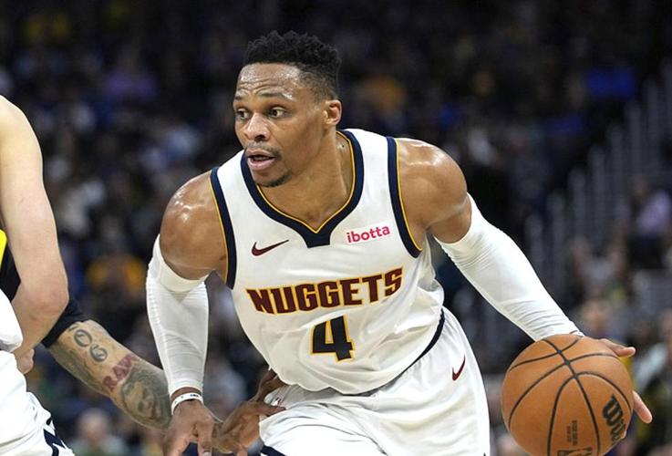 何意味？桑乔发帖：你必须对我有用才能待在我身边（用意何在？桑乔发文：对我有用的人才能留在我身边）