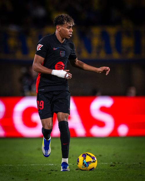 多纳鲁马：瓜迪奥拉给我提了许多建议，哈兰德是我的好朋友（多纳鲁马：瓜迪奥拉给了我很多建议，哈兰德是我好友）