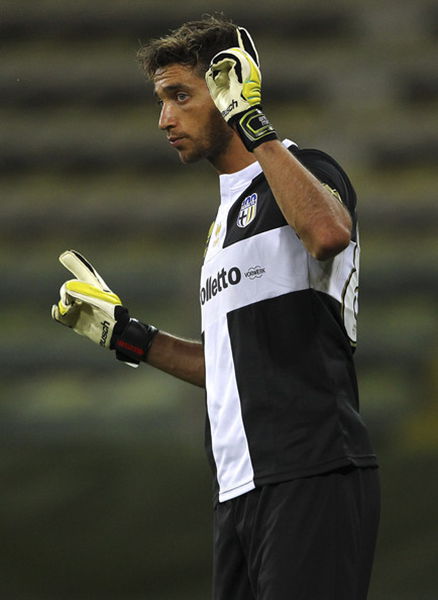 小组赛遭遇硬仗？五星巴西或被摩洛哥与苏格兰爆冷，网友担忧其出线前景（小组赛风险陡增？五星巴西恐遭摩洛哥、苏格兰爆冷，出线前景引发担忧）