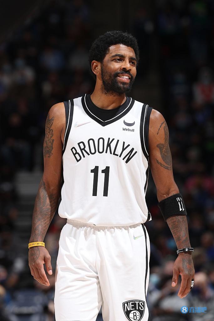 科莫队晒帕斯晃倒劳塔罗视频，后者回应差不多得了（科莫队发布帕斯晃倒劳塔罗视频，劳塔罗回应：差不多就行了）