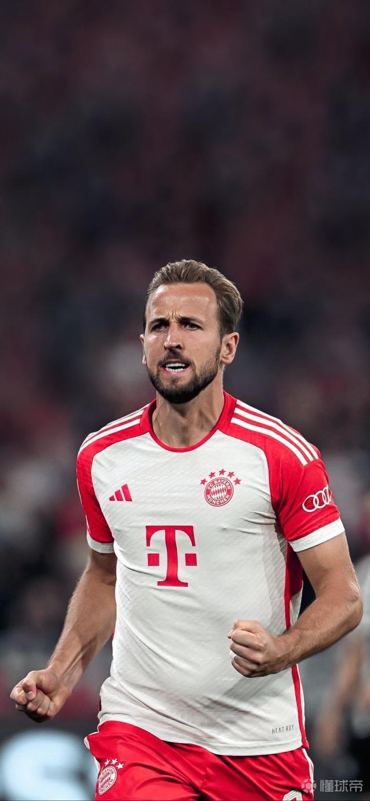 两战28扣15中+2拦6发：女排17岁1.82米重炮手太稳 再冲最佳主攻？（17岁1.82米女排重炮两战15次成功扣杀、2拦6发，状态稳健再冲最佳主攻？）