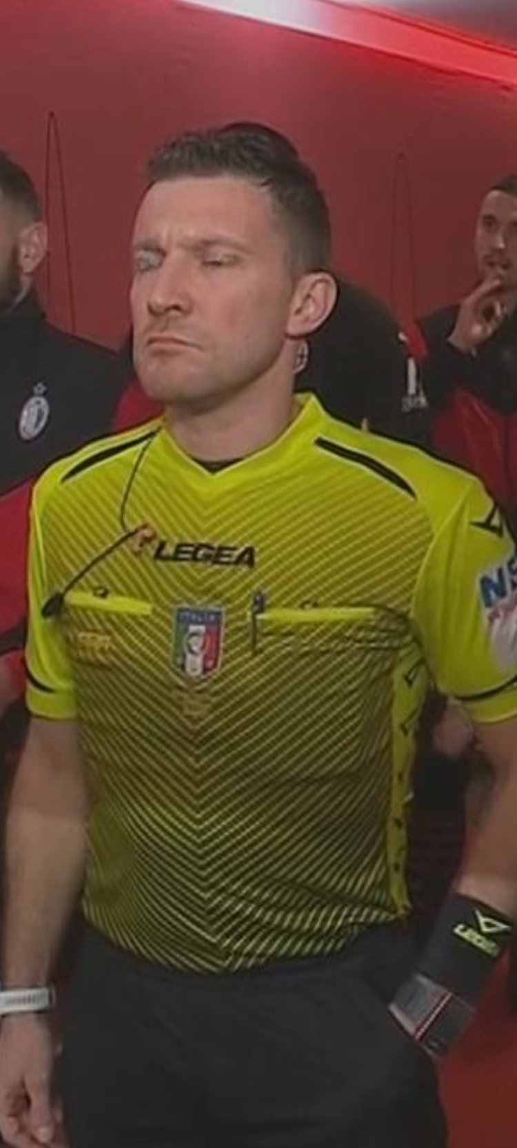 篮球勇士队内三分比赛，球星夺冠（勇士队内三分大赛，明星球员加冕冠军）