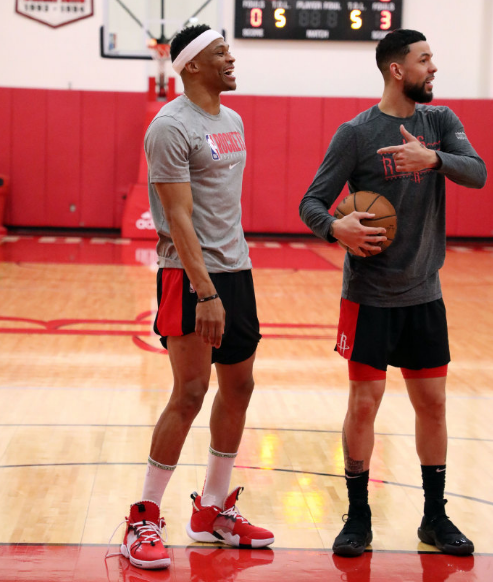 斯洛伐克主帅：意大利拿过六连胜却要去附加赛，这太荒谬了（斯洛伐克主帅：意大利豪取六连胜仍得打附加赛，太离谱了）