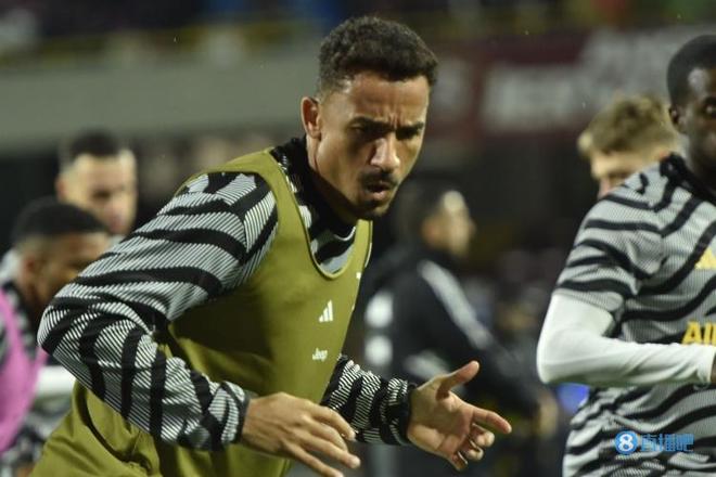 记者：多特对于再次带回桑乔有所顾忌，尤文的热情已经冷却（记者：多特对再度引进桑乔存疑，尤文兴趣已降温）