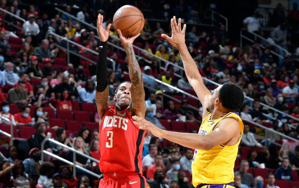 博阿滕谈去世前女友：我失去了挚爱，至今仍在消化这个事实（博阿滕谈前女友离世：失去至爱，至今仍难以接受）